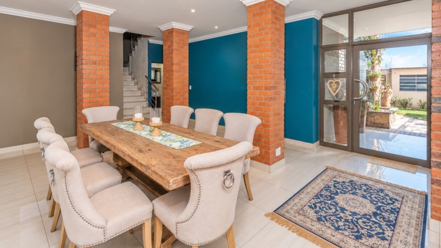 5 Bedroom Property for Sale in Xanadu Nature Estate North West